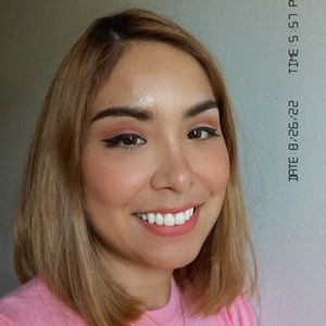 Meet your Posher, Cintya